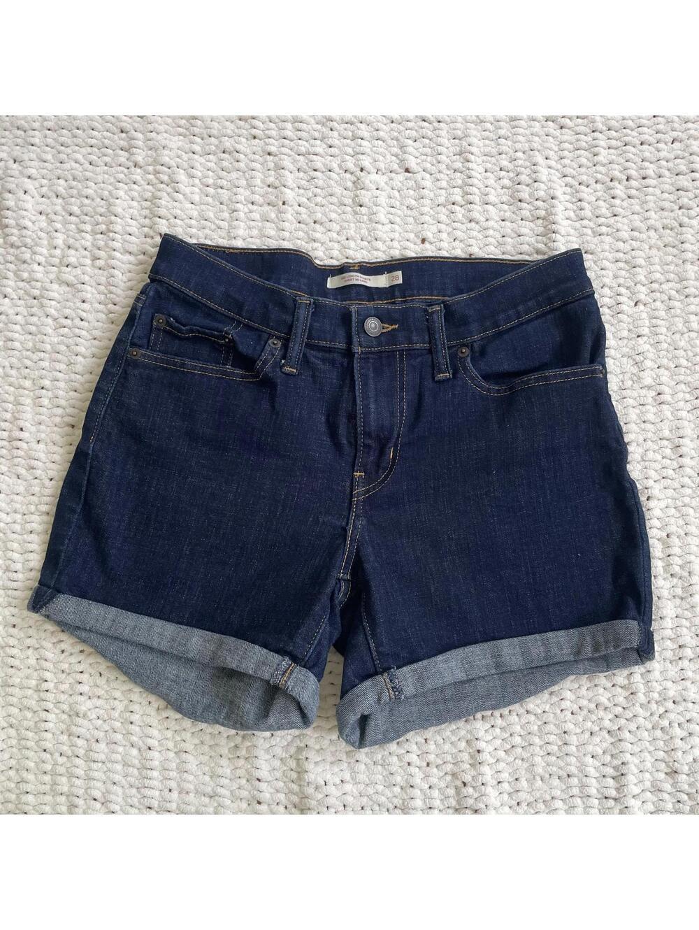 Levi's Women's Mid Length Shorts - Size 28